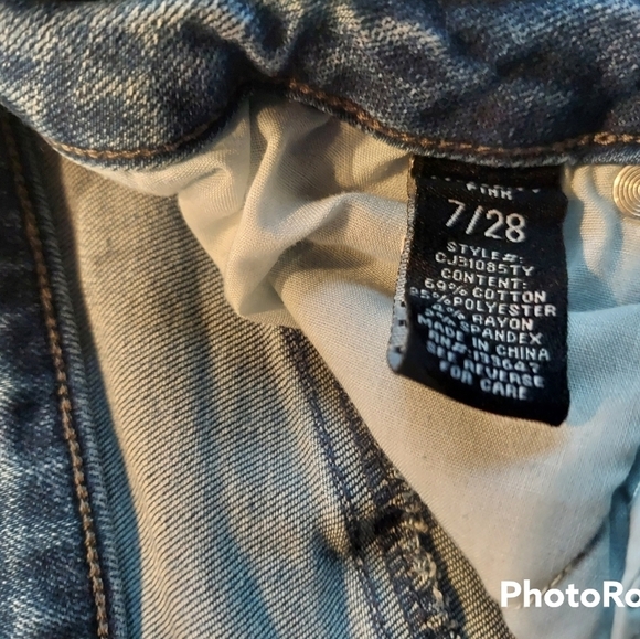 Celebrity Pink Jean Shorts - Picture 5 of 6